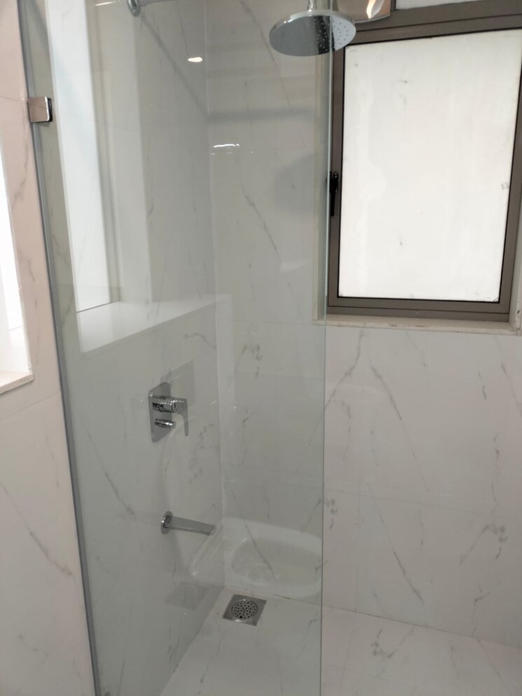 Bathroom, lodha-bel-air 3.5 Bedroom 2100 Sq.Ft. Apartment In Jogeshwari West Mumbai 8978835