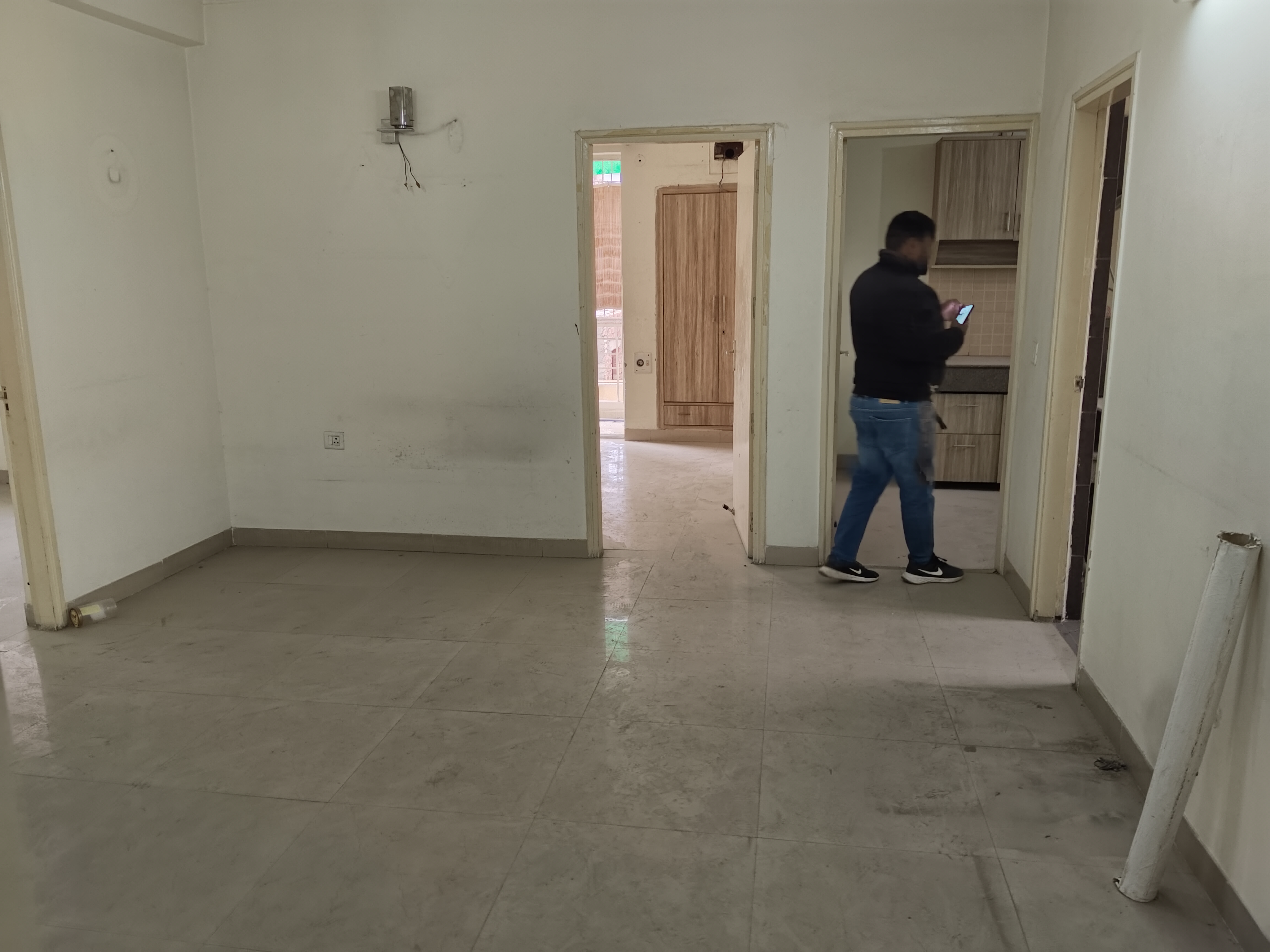 3 BHK + Extra Room Apartment For Rent in Orchid Island