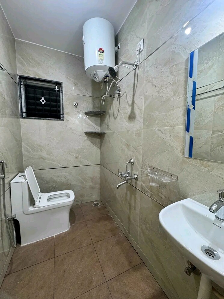 Bathroom, koramangala 2 Bedroom 900 Sq.Ft. Builder Floor In Koramangala Bangalore 8978851