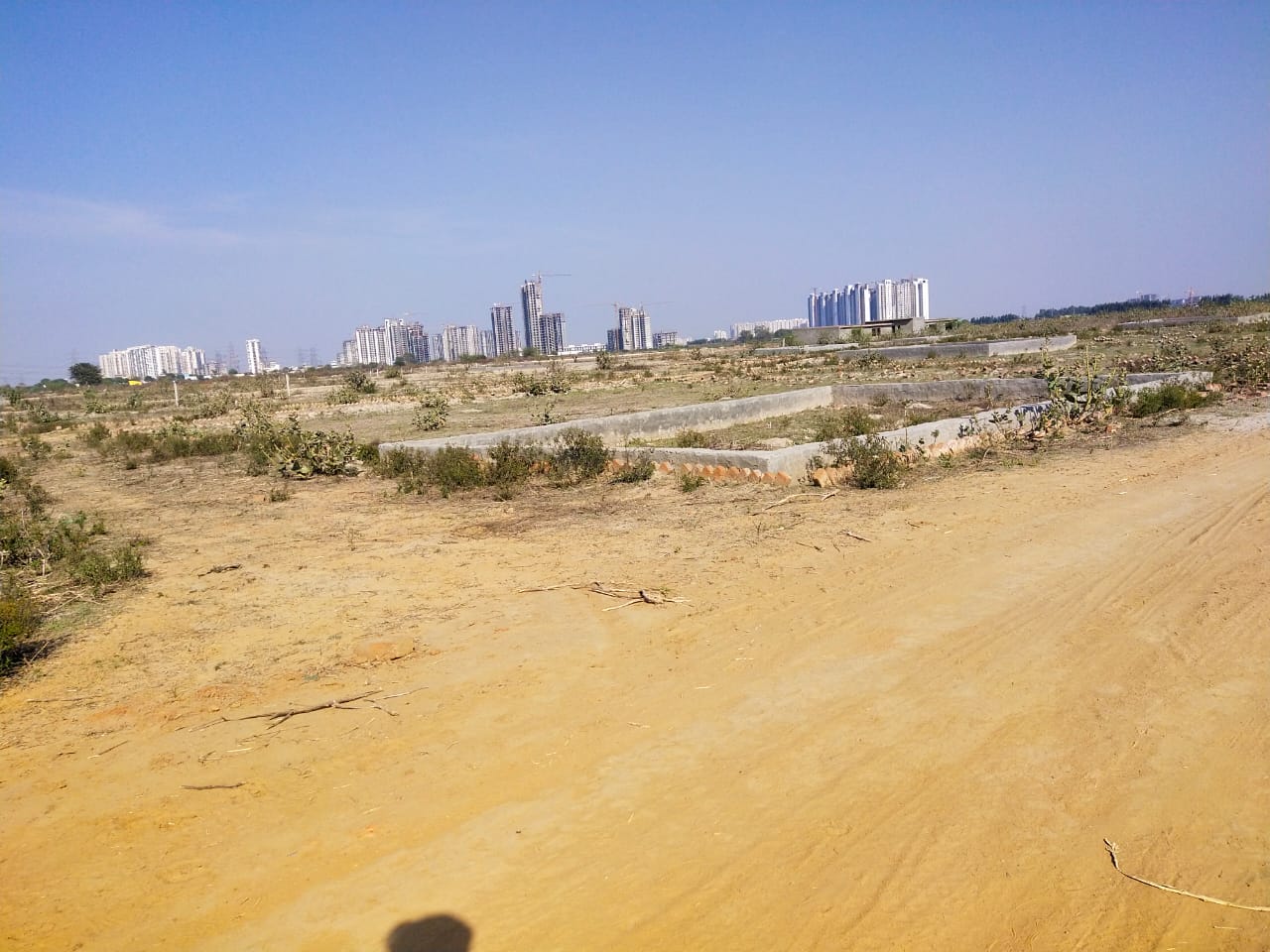 Plot For Sale in Sk Smart City 