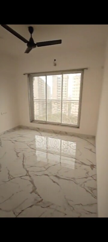 Room in 2 BHK Apartment at Sayba Elegant, Kurla East – for Rent