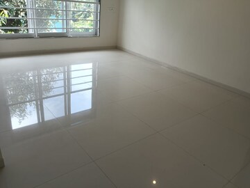 Room in 3 BHK Apartment at Anusmera Residences, Chembur – for Rent