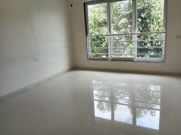 Room in 3 BHK Apartment at Anusmera Residences, Chembur – for Rent