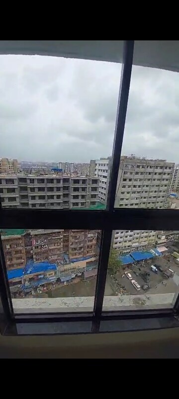 2 BHK Apartment – Exterior View View at Kurla East - for Rent