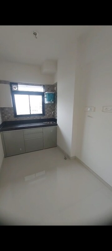 Furnished Amenities in 2 BHK Apartment at Kurla East – for Rent