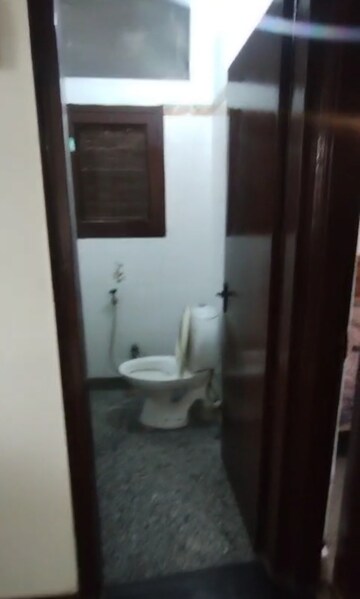 Bathroom in 2 BHK Independent House at Sector 27 – for Rent