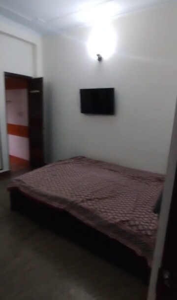 Bedroom in 2 BHK Independent House at Sector 27 – for Rent