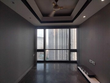 Room in 4 BHK Apartment at Lodha Trump Tower, Worli – for Sale