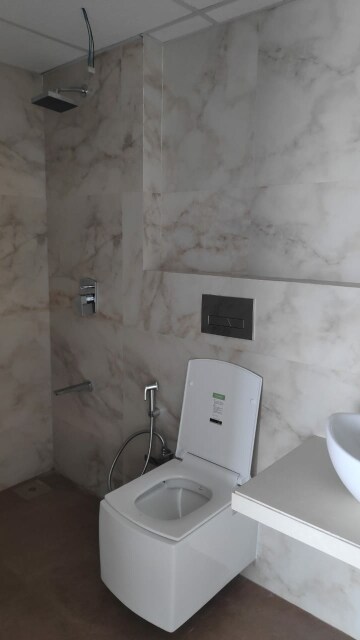 Bathroom in 2 BHK Apartment at Kanakia Silicon Valley, Powai – for Rent