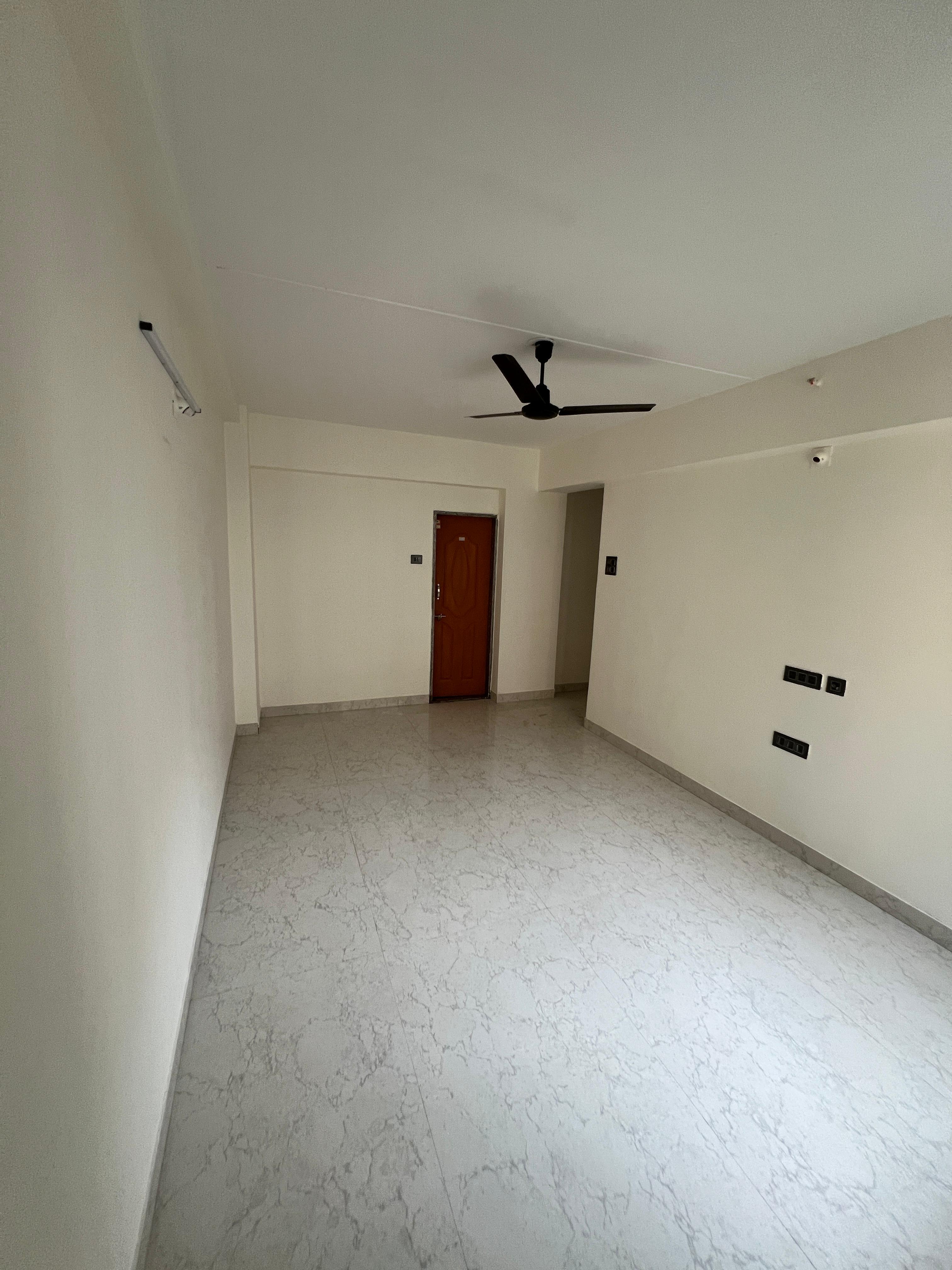2 BHK Apartment For Rent in Lake View Apartments Powai