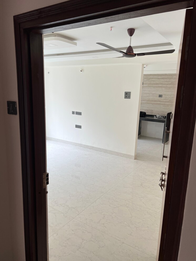 Room, lake-view-apartments-powai 2 Bedroom 822 Sq.Ft. Apartment In Powai Mumbai 8978991