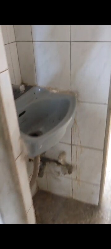 Bathroom in 1 BHK Apartment at Kurla East – for Rent