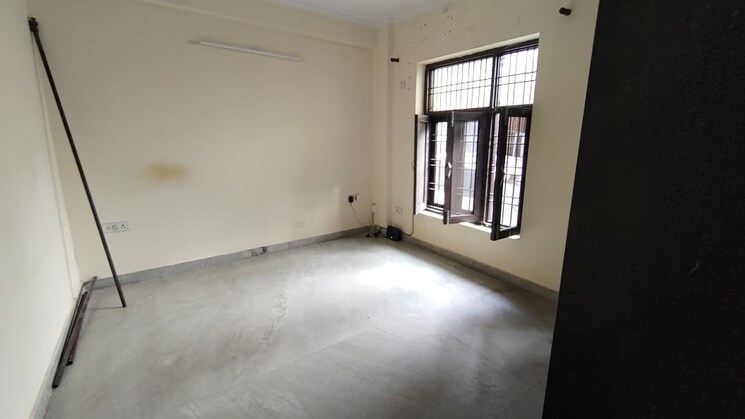 Room, sector 36 1.5 Bedroom 1000 Sq.Ft. Independent House In Sector 36 Noida 8979021