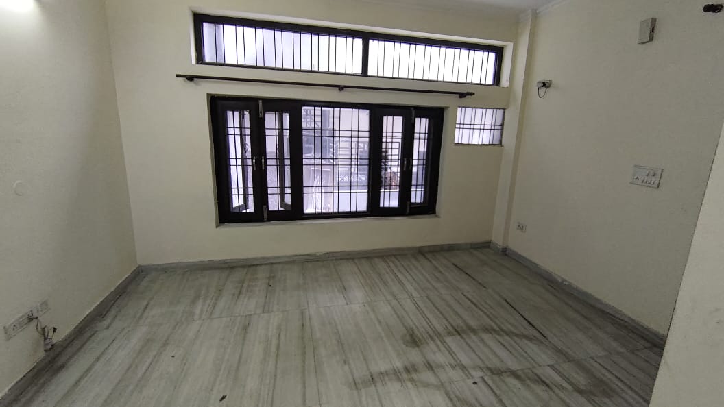 1.5 BHK Independent House For Rent in Sector 36