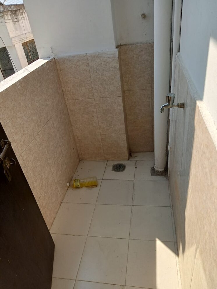 Bathroom, begumpet 2 Bedroom 1040 Sq.Ft. Apartment In Begumpet Hyderabad 8979028