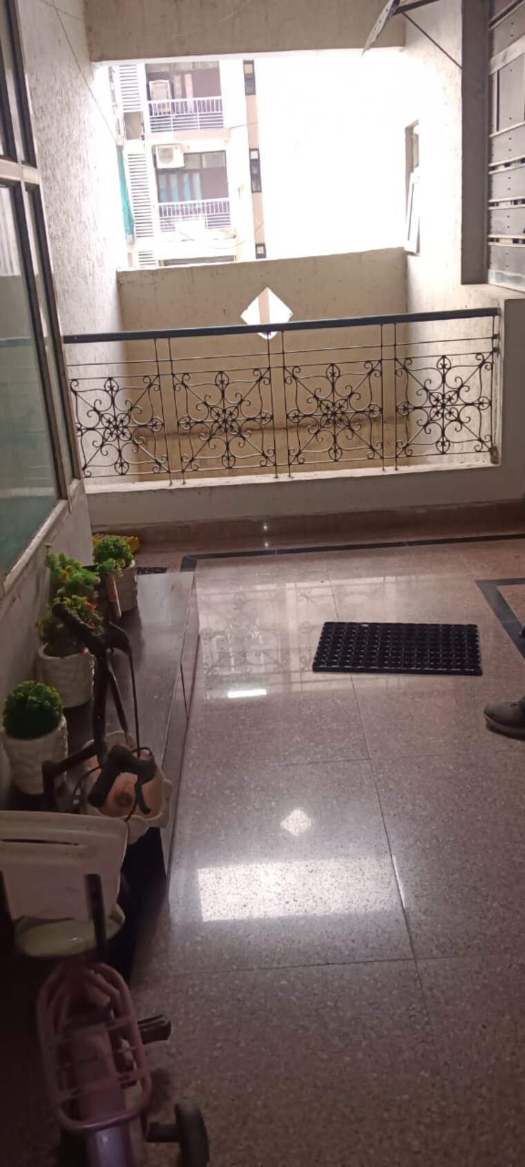 Kitchen, antriksh-overseas-apartment 3.5 Bedroom 1962 Sq.Ft. Apartment In Sector 50 Noida 8979035