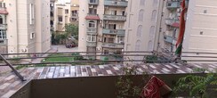 3.5 BHK + Servant Room Apartment For Sale in Antriksh Overseas Apartment