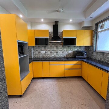 Kitchen in 3 BHK Builder Floor at DLF Galleria Market, Sector 27 – for Rent