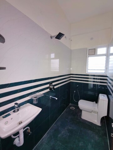 Team Area in Studio Independent House at Begumpet – for Rent