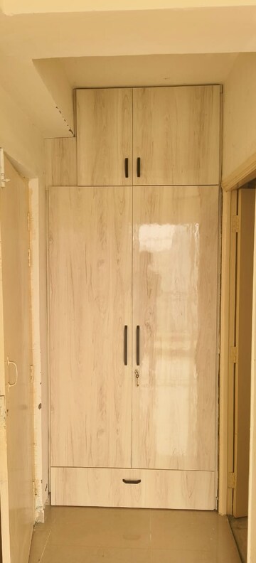 Bathroom in 3 BHK Apartment at ROF Aalayas Phase 2, Sector 102 – for Rent