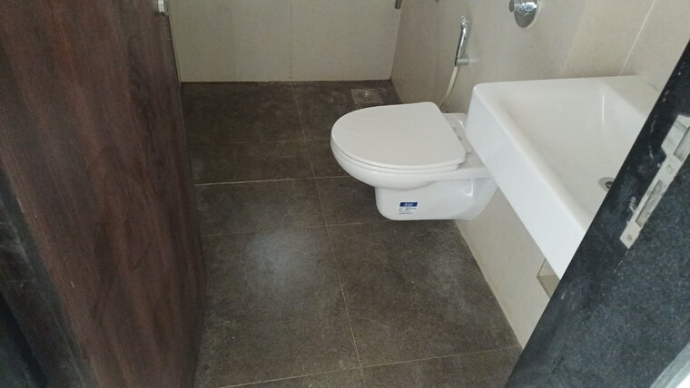 Bathroom, runwal-sanctuary 2 Bedroom 768 Sq.Ft. Apartment In Mulund West Mumbai 8979068