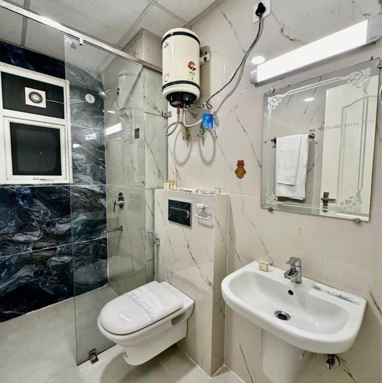 Team Area, omaxe-the-palace 3 Bedroom 1550 Sq.Ft. Apartment In Sushant Golf City Lucknow 8979074