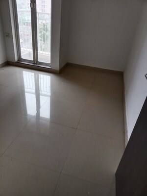 2 BHK Apartment For Sale in Puranik Aarambh, Ghodbunder Road