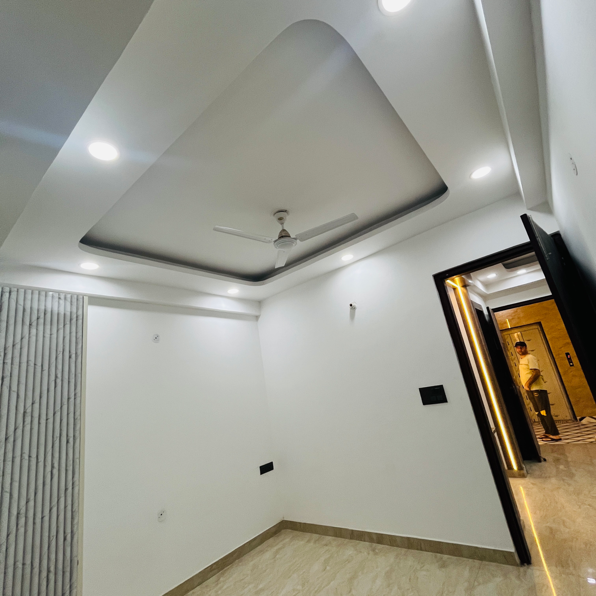 2 BHK 1050 Sq.Ft. Builder Floor in Happy Home Noida