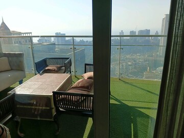 Kitchen in 4 BHK Apartment at Lokhandwala Victoria, Worli – for Sale