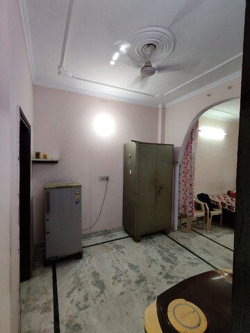 Bathroom in 1 BHK Builder Floor at RWA Residential Society Sector 46, Sector 46 – for Rent