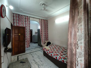 Bedroom in 1 BHK Builder Floor at RWA Residential Society Sector 46, Sector 46 – for Rent