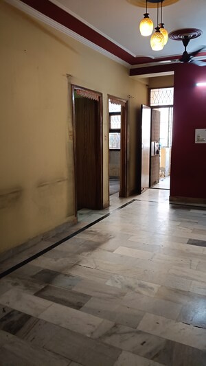 Room in 2 BHK Builder Floor at Shalimar Garden Extension ii – for Sale