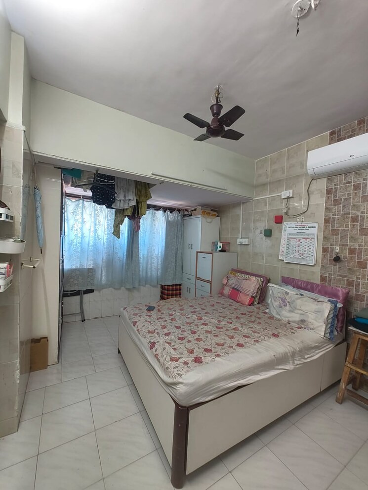 Bedroom, mangal-orchid-chs 1 Bedroom 450 Sq.Ft. Apartment In Andheri West Mumbai 8979154