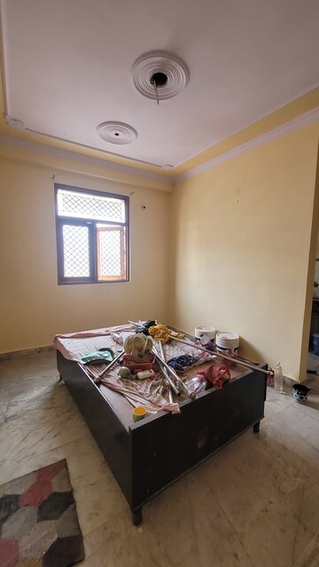 Living Room in 3 BHK Builder Floor at Dilshad Garden – for Rent