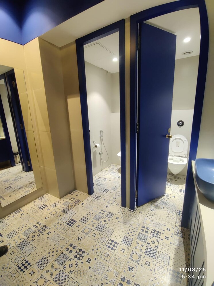 Washroom, andheri west Commercial Office Space 3500 Sq.Ft. In Andheri West Mumbai 8979189