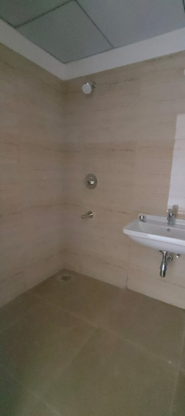 Bathroom, rajapushpa-provincia 3 Bedroom 1715 Sq.Ft. Apartment In Narsingi Hyderabad 8979194