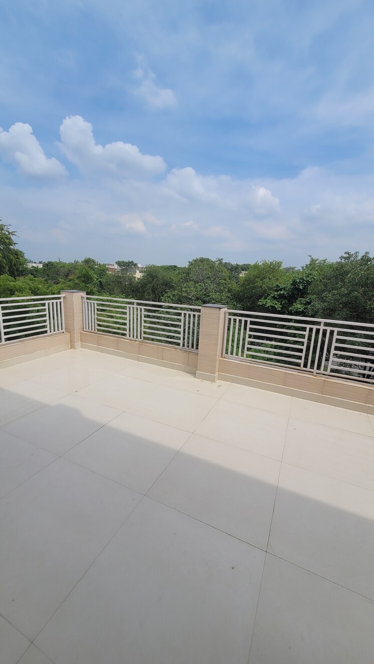 Balcony, gtb enclave 3 Bedroom 950 Sq.Ft. Apartment In Gtb Enclave Delhi 8979204