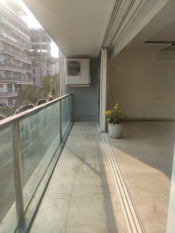 Balcony in 4 BHK Apartment at White Lotus, Santacruz West – for Rent