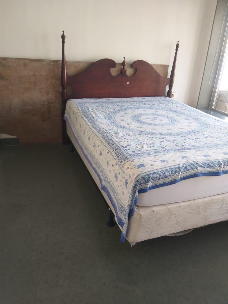 Master Bedroom, rohit-complex 3 Bedroom 1800 Sq.Ft. Apartment In Andheri West Mumbai 8979235