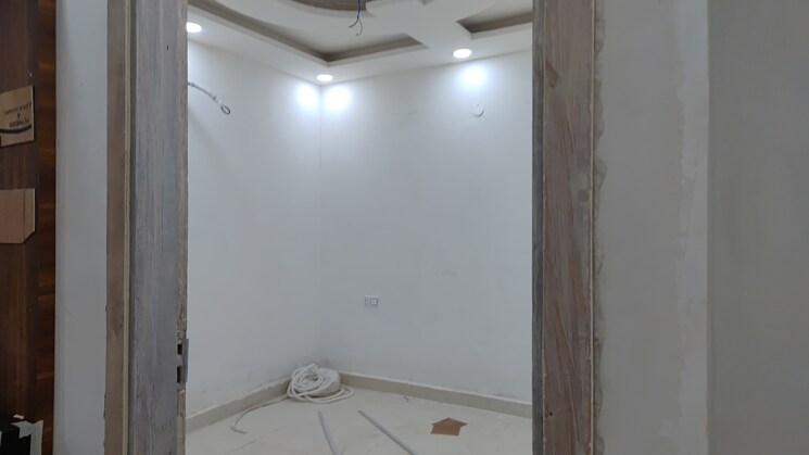 Room, bhagwati garden 2 Bedroom 60 Sq.Yd. Builder Floor In Bhagwati Garden Delhi 8979245