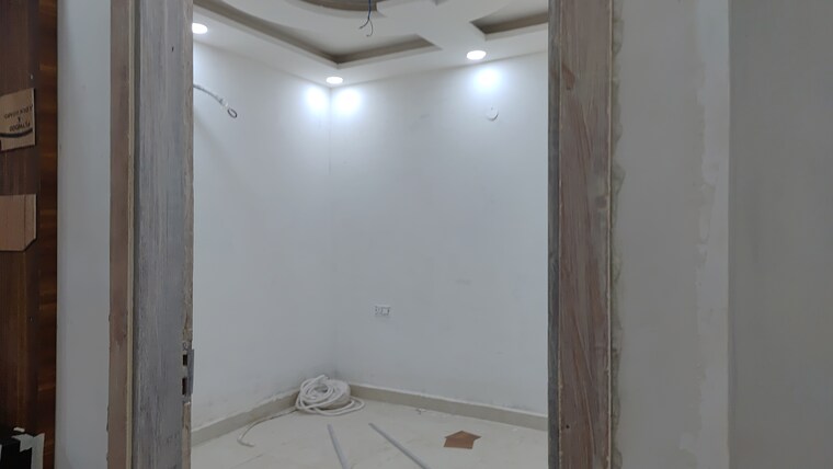 Room, bhagwati garden 2 Bedroom 60 Sq.Yd. Builder Floor In Bhagwati Garden Delhi 8979245