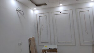 Furnished Amenities in 2 BHK Builder Floor at Bhagwati Garden – for Sale