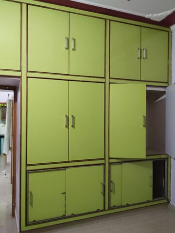 Furnished Amenities in 2 BHK Independent House at Vikas Nagar – for Rent