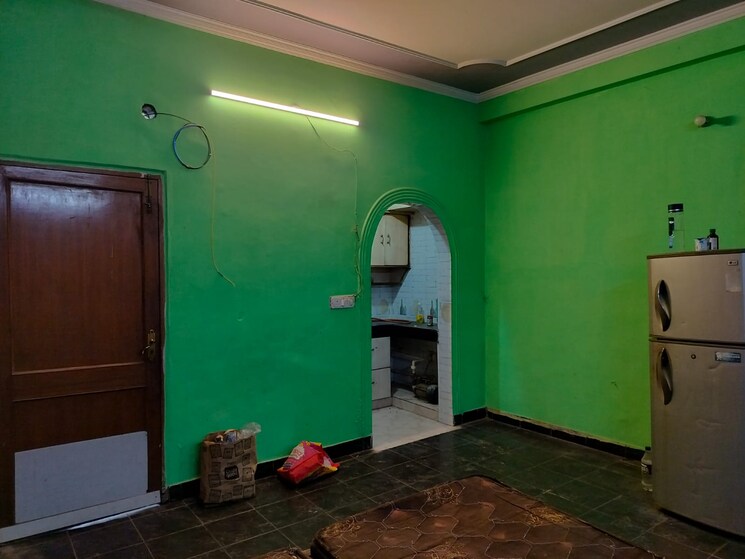 Room, sarita vihar 1 Bedroom 450 Sq.Ft. Apartment In Sarita Vihar Delhi 8979258