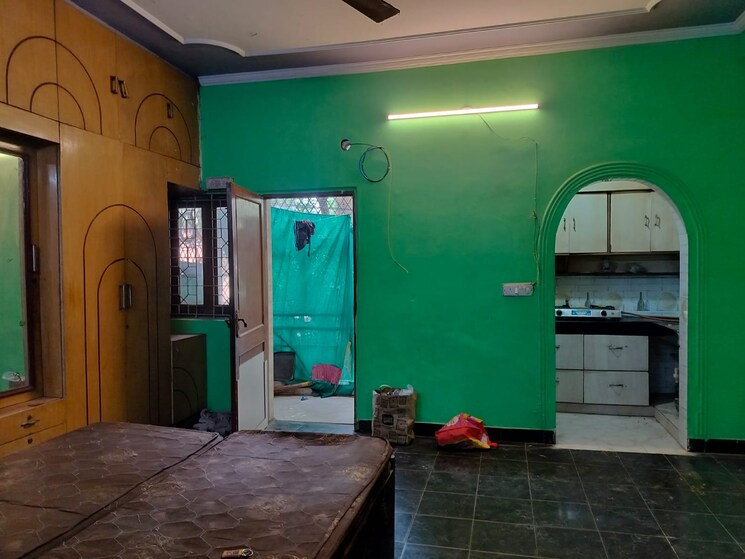 Bedroom, sarita vihar 1 Bedroom 450 Sq.Ft. Apartment In Sarita Vihar Delhi 8979258