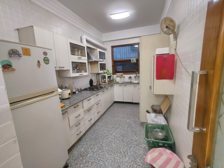 Kitchen, rwa-chittaranjan-park-block-r 3 Bedroom 2200 Sq.Ft. Builder Floor In Chittaranjan Park Delhi 8979266