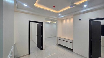 Room in 2 BHK Apartment at Rajapushpa Provincia, Narsingi – for Rent