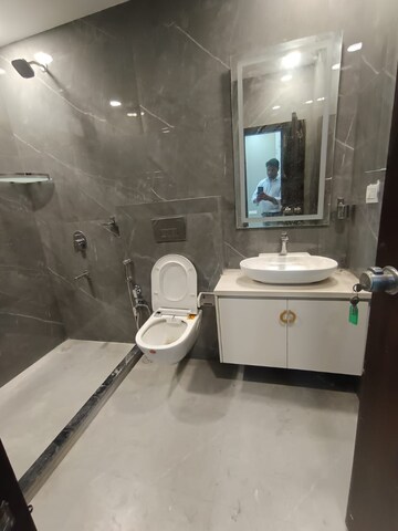 Attached Bathroom in 1 BHK Apartment at Jahaz Apartments, Paschim Vihar – for Rent