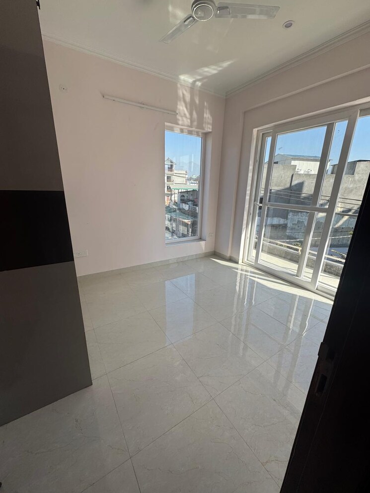 Room, jakhan 3 Bedroom 1550 Sq.Ft. Builder Floor In Jakhan Dehradun 8979319