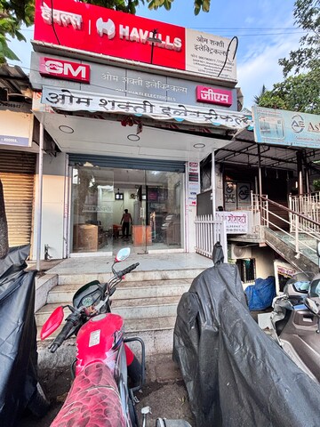  Shop For Rent in Dahisar West